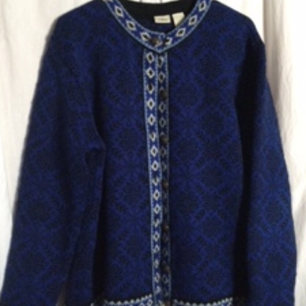 LL. Bean Ladies 100% wool sweater